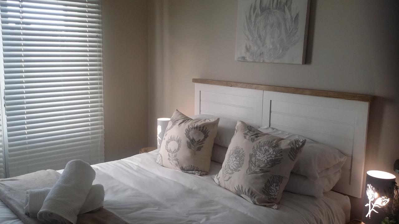 Corban Cottage Hermanus Eksteriør billede