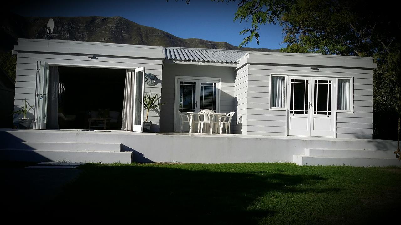 Corban Cottage Hermanus Eksteriør billede